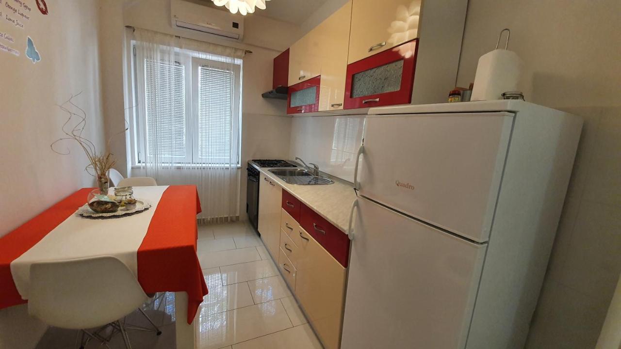 Apartments Jadranka Novalja Exterior photo